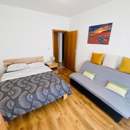 First Line On The Beach Cosy Sea Paradise Apartments Kavarna Kültér fotó