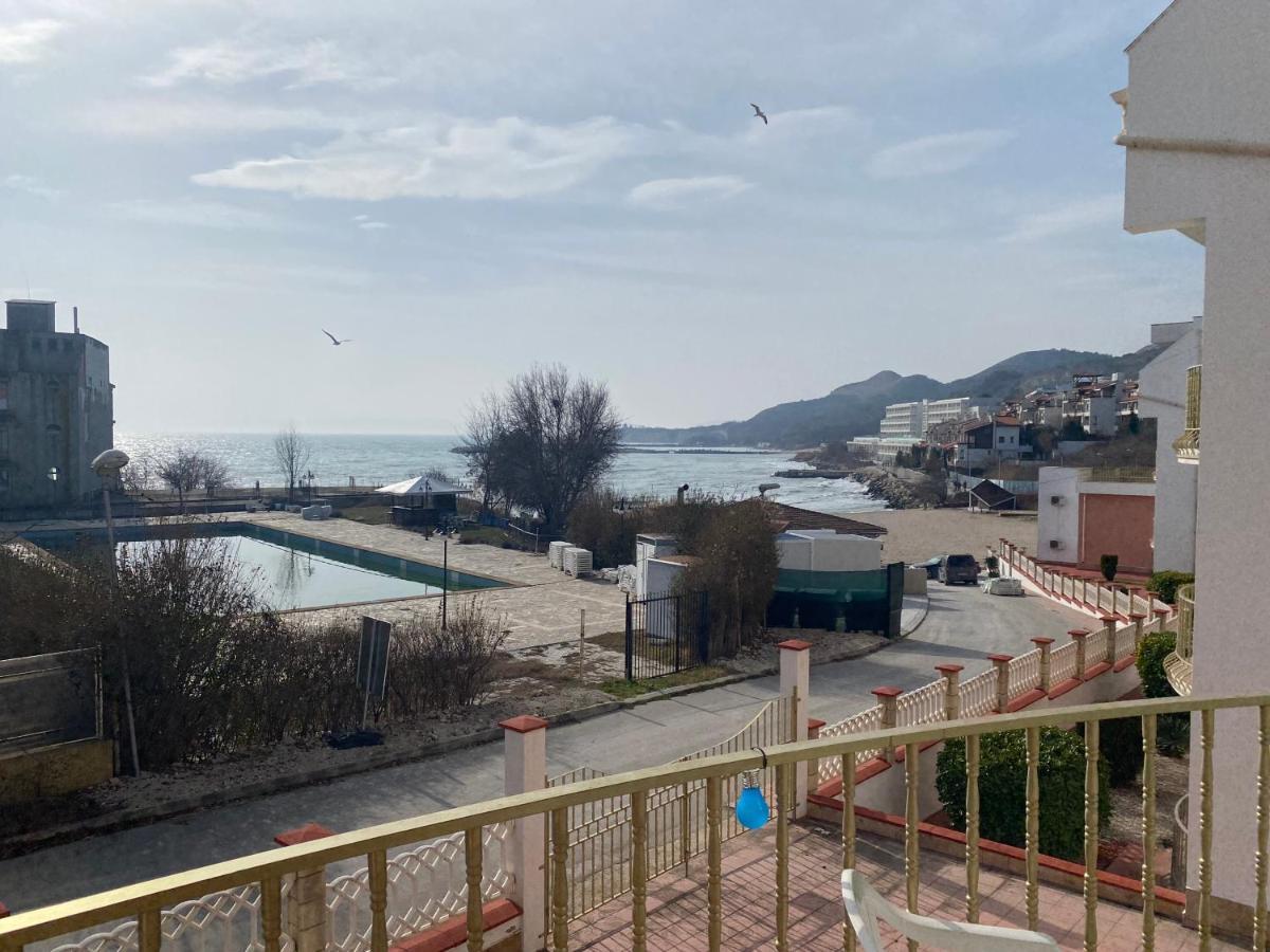 First Line On The Beach Cosy Sea Paradise Apartments Kavarna Kültér fotó